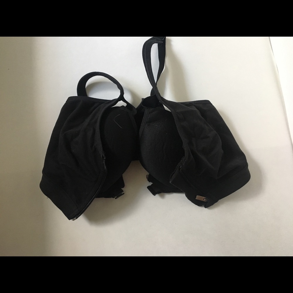 VSX zip front sports bra